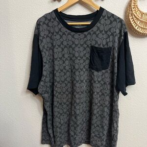 Coach Signature Men’s Tee size XL